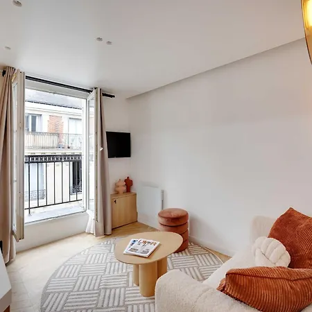 Appartement Modern With Balcony - 1br 2p - Saint Lazare *